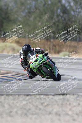 media/Oct-04-2025-CVMA (Sat) [[408bcdd6e4]]/Race 9-Supersport Middleweight/
